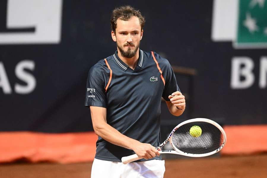 Medvedev has booked his spot in the final four in Rome by beating Hanfmann