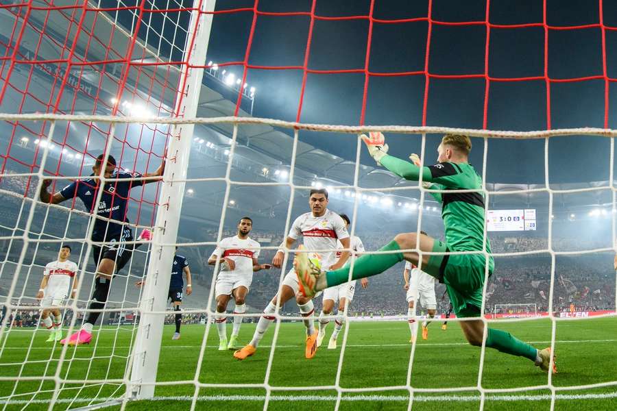 De heenwedstrijd eindigde in 3-0 voor Stuttgart