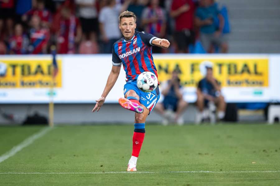 Dávid Krčík dostal trest na čtyři zápasy. Dávid Krčík dostal trest na čtyři zápasy.