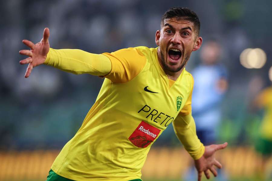 Šláger jesene rozhodol v nadstavenom čase Kristián Bari.