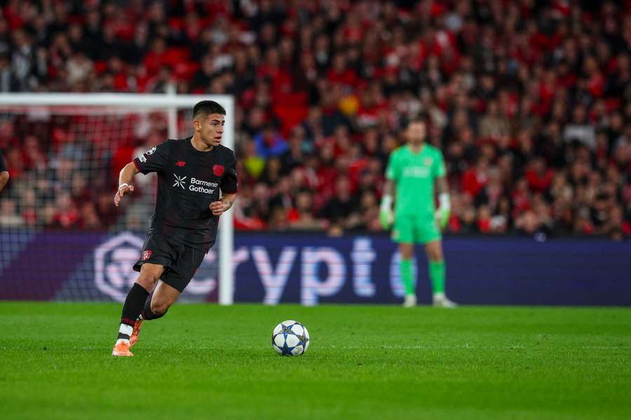 Claudio Echeverri, con el Bayer Leverkusen en Champions