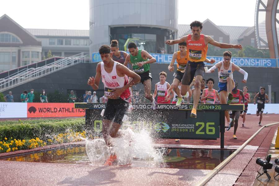 El gerundense Bakr El Asri, campeón del mundo sub-20 de 3.000 m. obstáculos