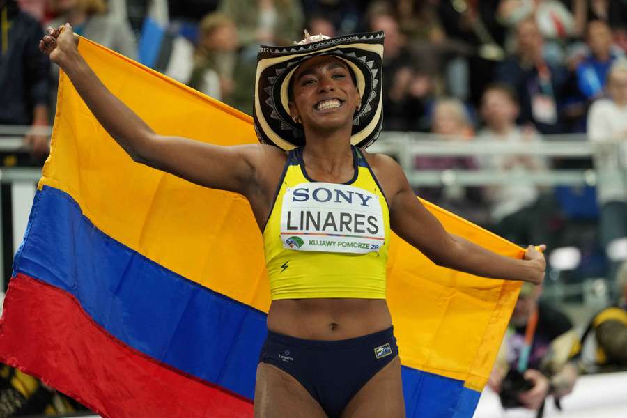 La colombiana Natalia Linares logra el bronce mundial en salto de longitud