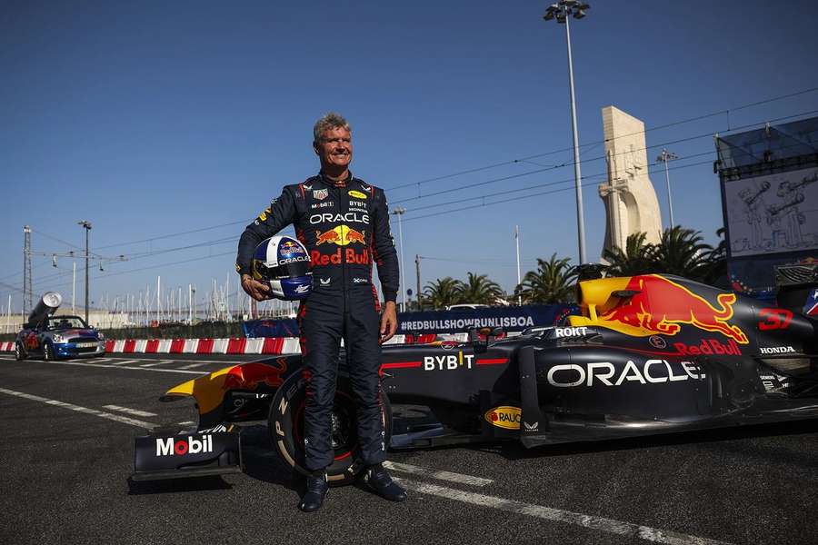 David Coulthard conduziu o monolugar da Red Bull