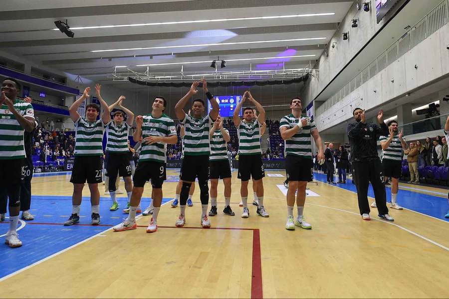 Sporting continua invicto nas competições domésticas