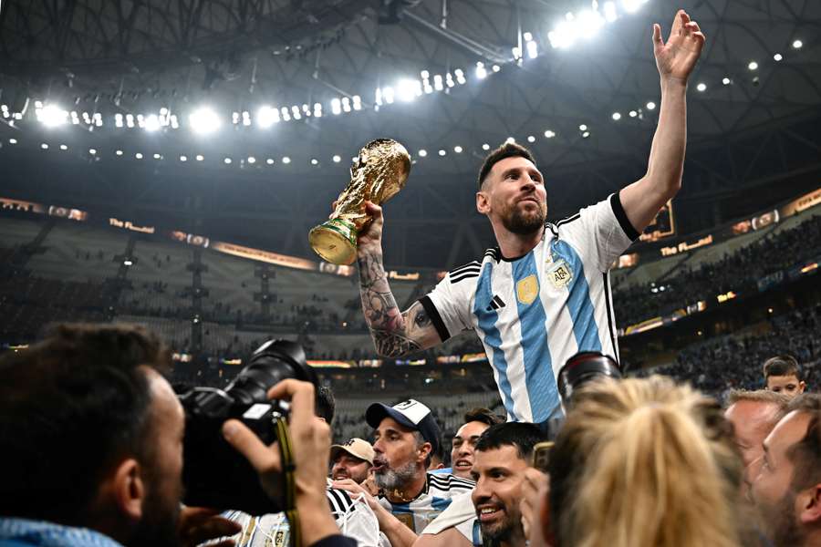 Argentina og Messi satte sig på tre ud fire priser i FIFAs individuelle kåringer