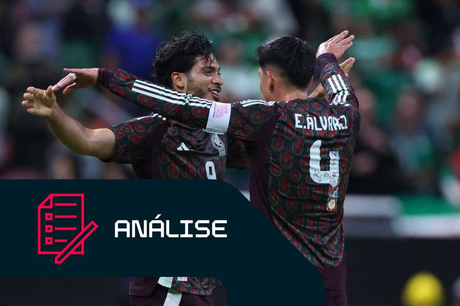 Raúl Jiménez e Edson Álvarez comemoram o primeiro golo do México contra os Estados Unidos