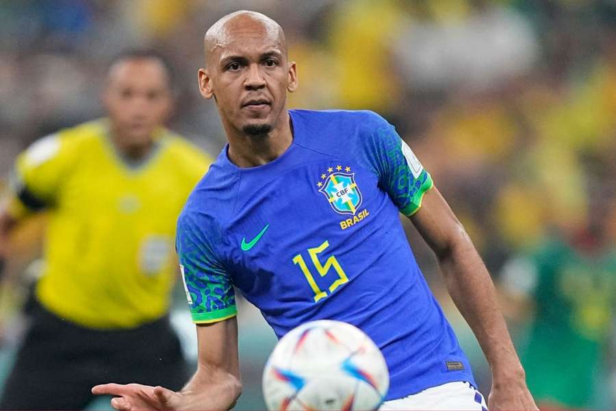 Fabinho em Camarões x Brasil na Copa do Mundo de 2022