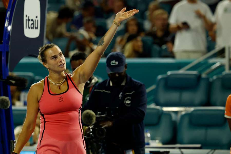 Sabalenka downs Zheng to reach Miami Open quarters