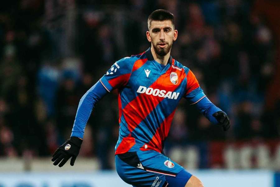 Slovinský záložník Adrian Zeljković odchází z Plzně.
