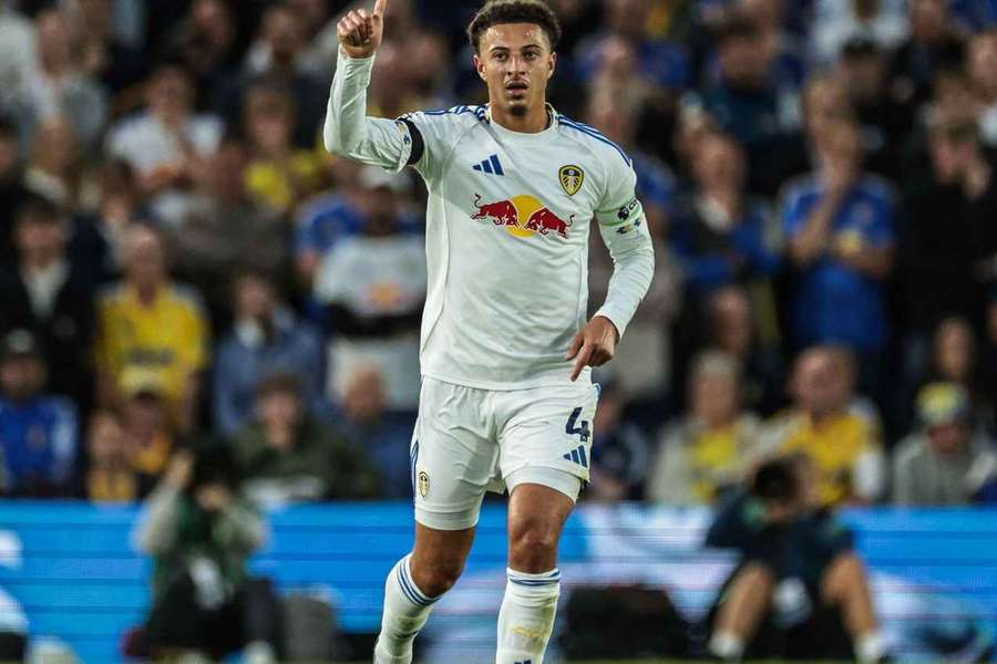 Leeds manager Farke confirms Ampadu "bad news"