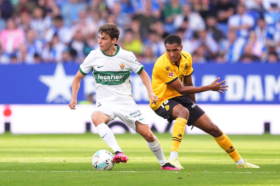 Espanyol y Elche se enfentaron en Cornellá Espanyol y Elche se enfentaron en Cornellá