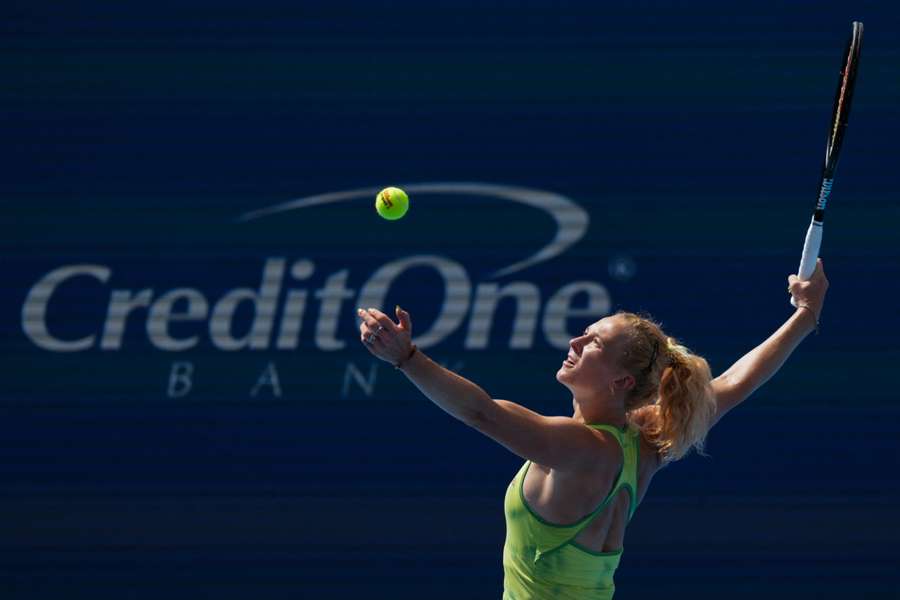 Katerina Siniakova va face pereche cu Henry Patten Katerina Siniakova va face pereche cu Henry Patten