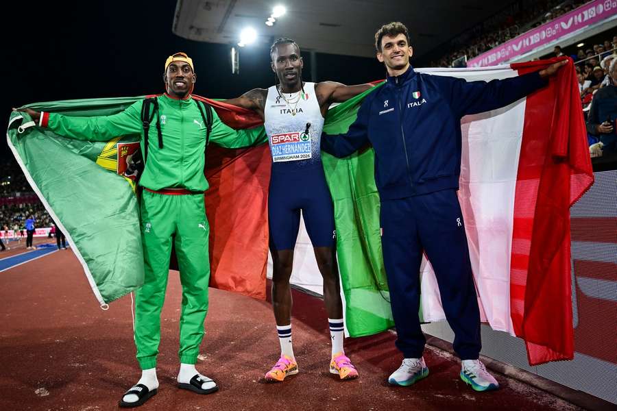Andy Díaz relegou Pichardo para a medalha de prata do triplo salto nos Europeus de atletismo Andy Díaz relegou Pichardo para a medalha de prata do triplo salto nos Europeus de atletismo