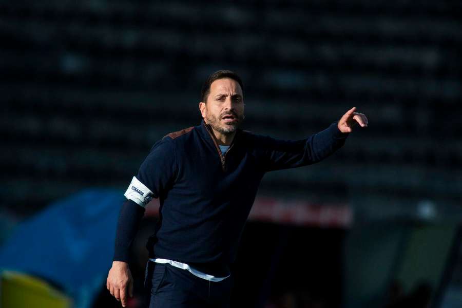 Vasco Matos, treinador do Santa Clara