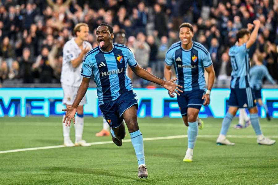 Joel Osoro celebrates his first and Djurgarden's fifth