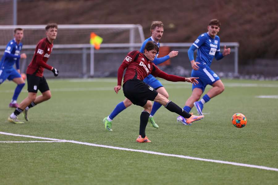 Hořká generálka béčka Sparty, padlo s týmem ze třetí ligy. Loučka varuje před ztrátou chemie