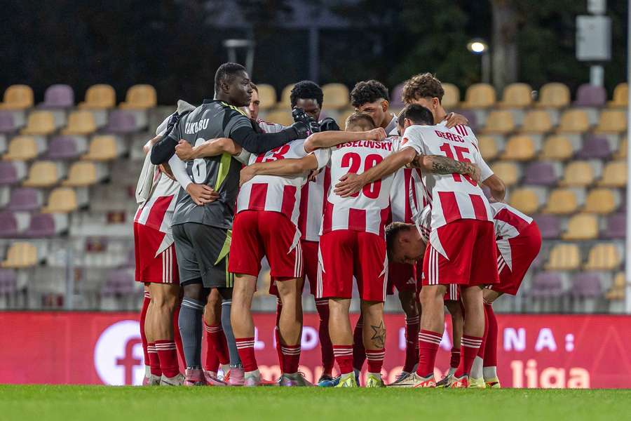 Dukla si chce udržať neporaziteľnosť. Dukla si chce udržať neporaziteľnosť.