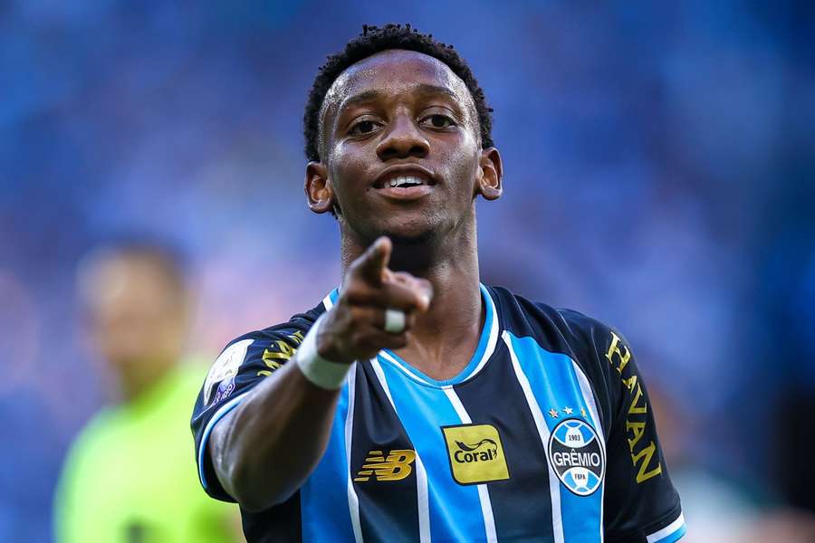 Gabriel Mec abriu o placar em Grêmio x Coritiba