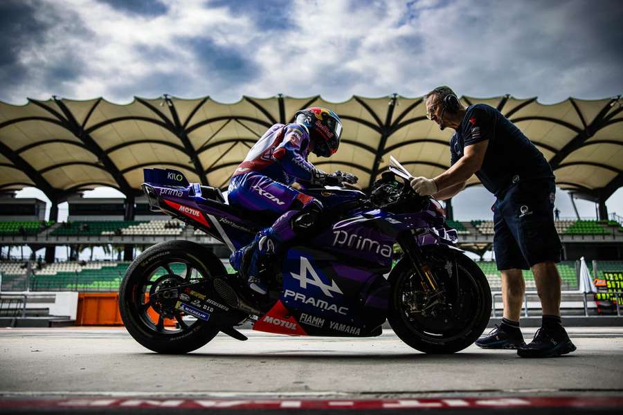 Miguel Oliveira na nova mota