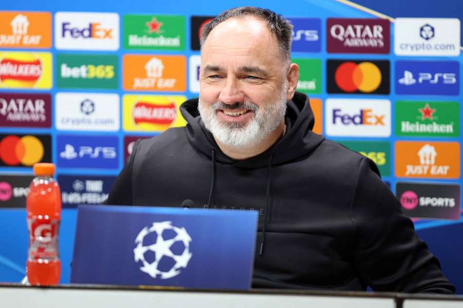 Jindřich Trpišovský na tiskové konferenci před zápasem s Tottenhamem.