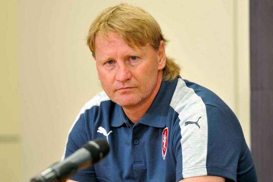 Deniovi bude pomáhat i Radek Bejbl. Deniovi bude pomáhat i Radek Bejbl.