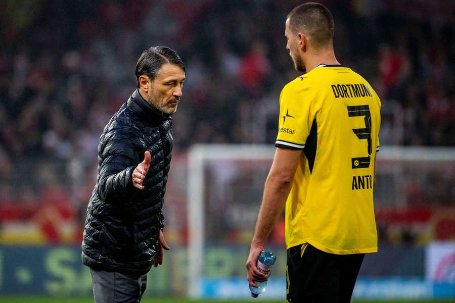 Kovac (l.) und Anton wollen nicht die Nerven verlieren Kovac (l.) und Anton wollen nicht die Nerven verlieren