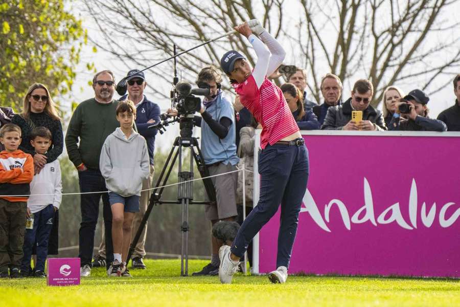 Carlota Ciganda, en el tee de salida del Andalucía Costa del Sol Open de España Carlota Ciganda, en el tee de salida del Andalucía Costa del Sol Open de España