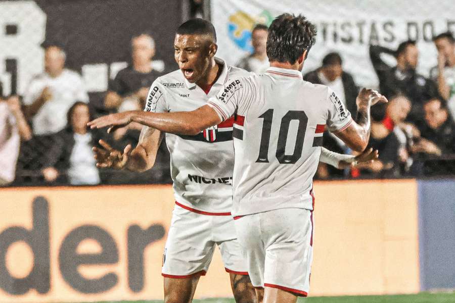 O Botafogo-SP luta contra o rebaixamento na Série B O Botafogo-SP luta contra o rebaixamento na Série B