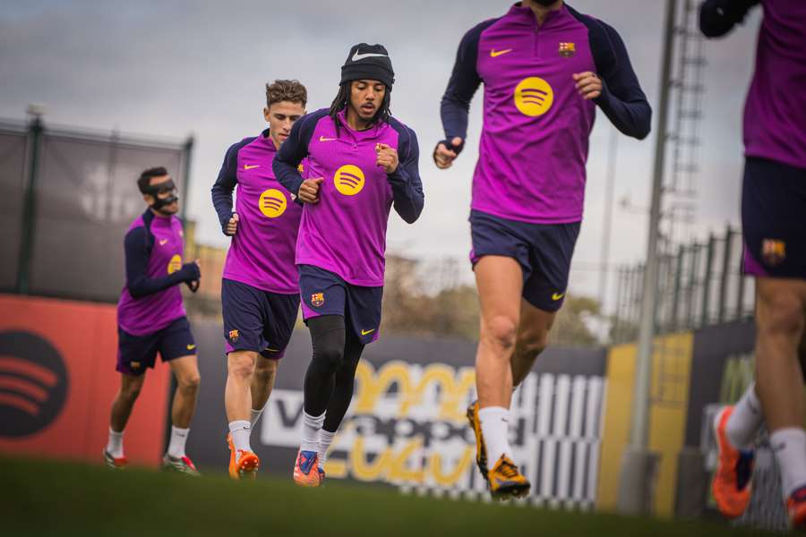 Entrenamiento del Barça previo a la visita de Osasuna Entrenamiento del Barça previo a la visita de Osasuna