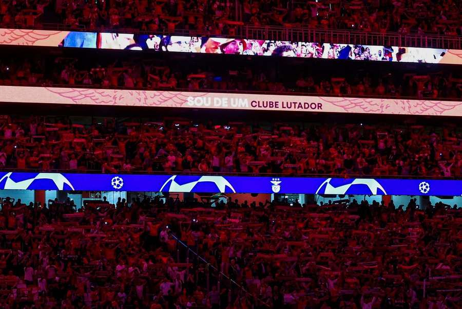 Estádio da Luz ia ter uma enchente de adeptos bascos