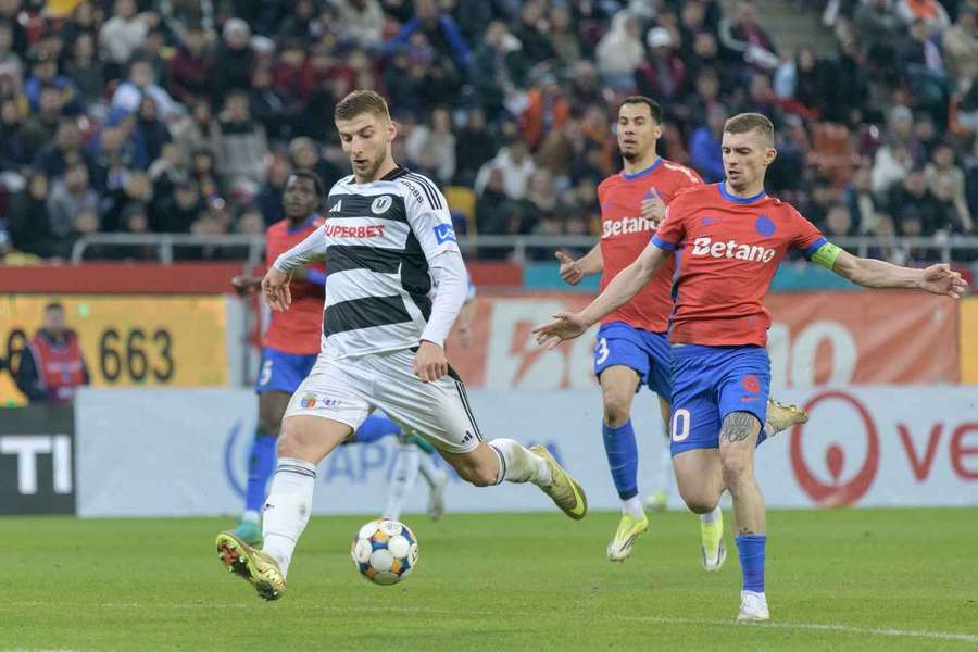 Lukic în duel cu Florin Tănase