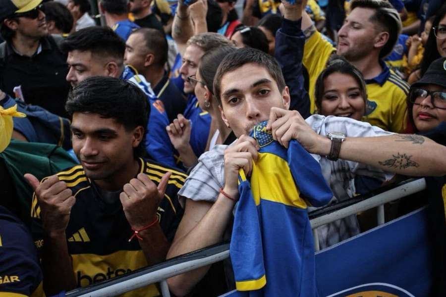 Hinchas de Boca fueron asaltados en Chile