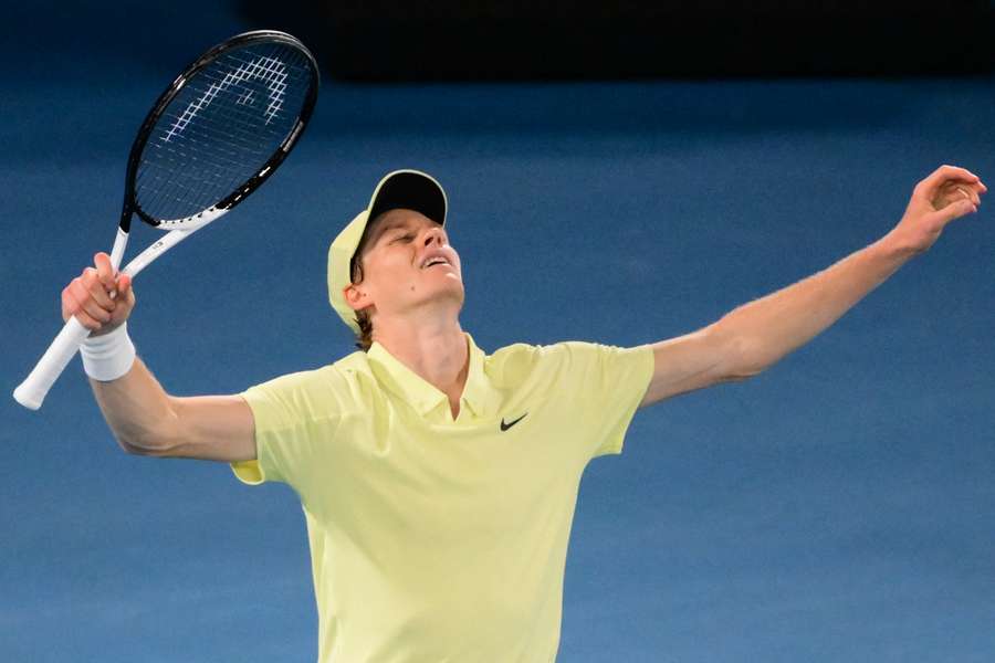 L'esultanza di Jannik Sinner dopo la vittoria dell'Australian Open