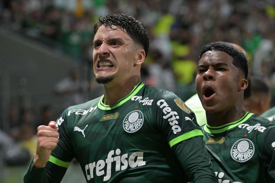 Piquerez empatou para o Palmeiras no segundo tempo