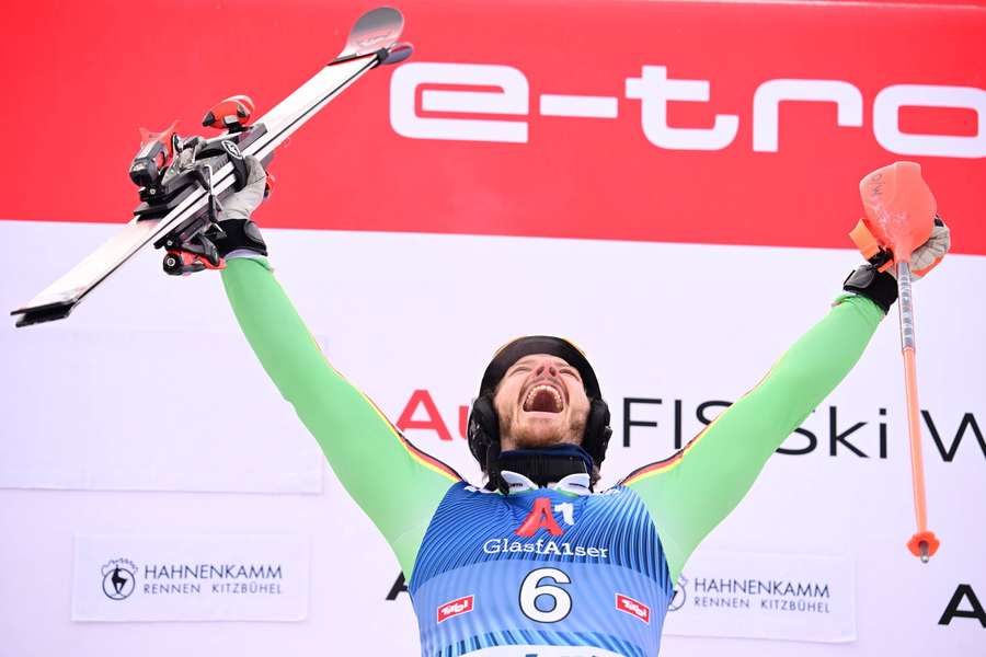 Niemiec Strasser wygrał slalom w Kitzbuehel