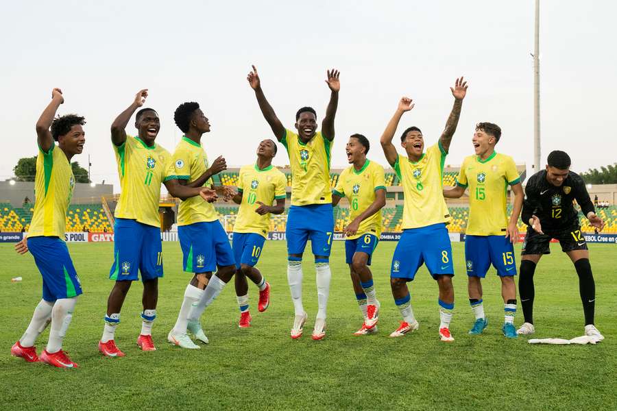 A molecada vai disputar o Mundial da categoria no Catar