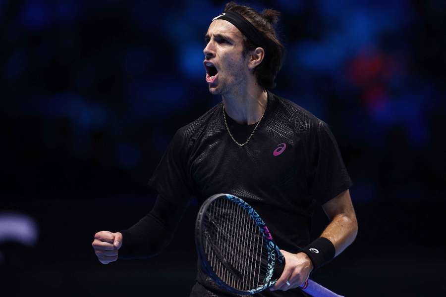 Lorenzo Musetti picks up a massive win at the ATP Finals.