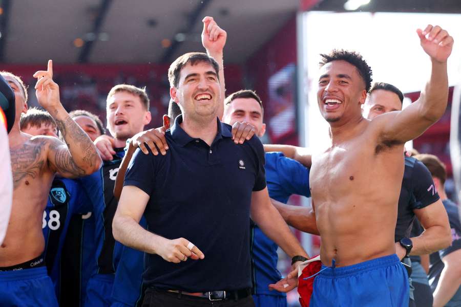 Bournemouth boss Andoni Iraola celebrates with players Bournemouth boss Andoni Iraola celebrates with players