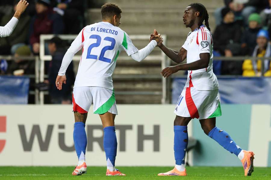 Kean festeja com Di Lorenzo