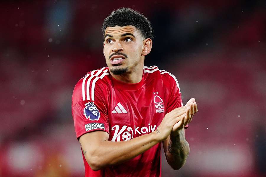 Gibbs-White should "sue" Forest says former Tottenham star as transfer saga continues Gibbs-White should "sue" Forest says former Tottenham star as transfer saga continues