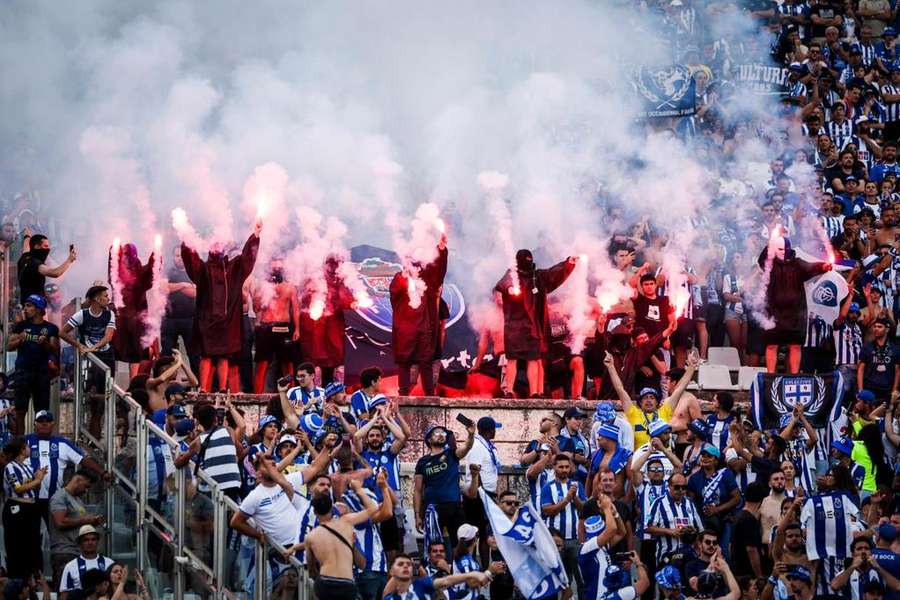 Final da Taça de Portugal entre FC Porto e SC Braga resultou em oito adeptos interditados