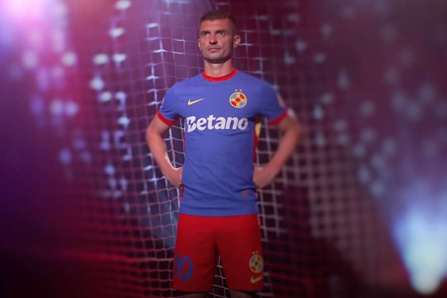 Florin Tănase în noul echipament Florin Tănase în noul echipament