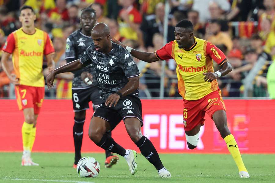 Abdul Samed en difficulté face à Metz.