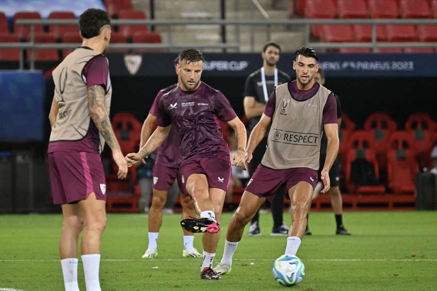 El Sevilla busca la Supercopa de Europa contra el Manchester City