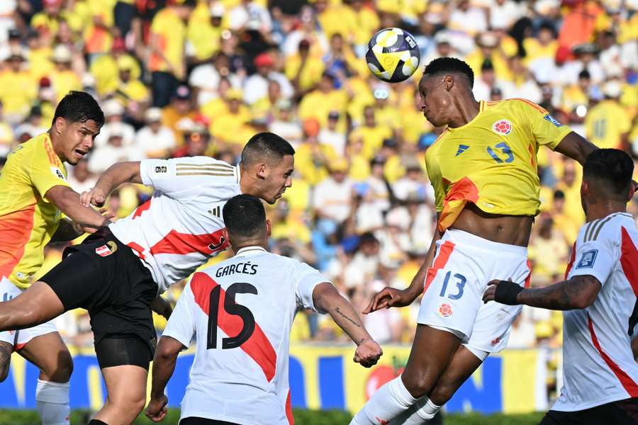 Perú quiere sorprender en Uruguay
