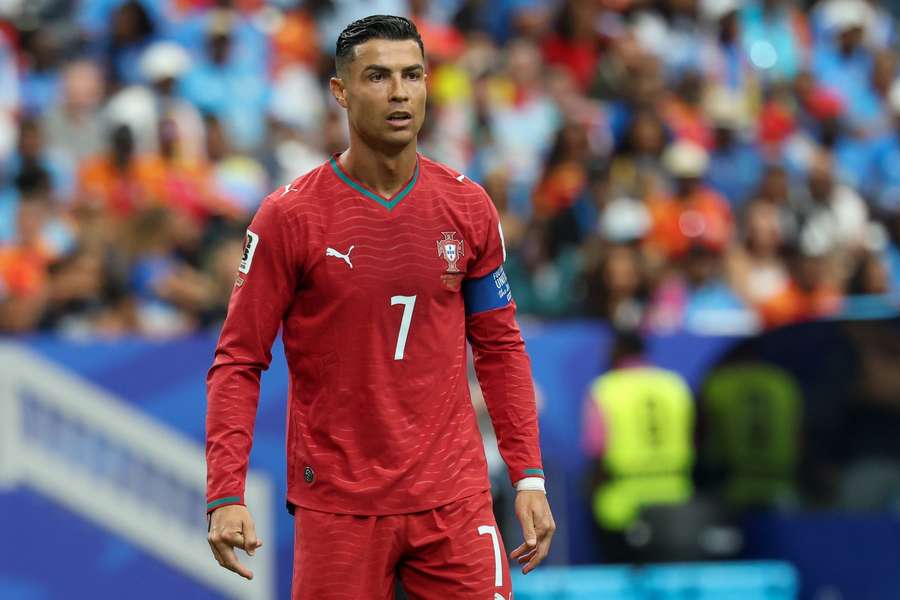 Ostra krytyka Henry'ego pod adresem Cristiano. "To drużyna musi strzelać gole, a nie ty" Ostra krytyka Henry'ego pod adresem Cristiano. "To drużyna musi strzelać gole, a nie ty"
