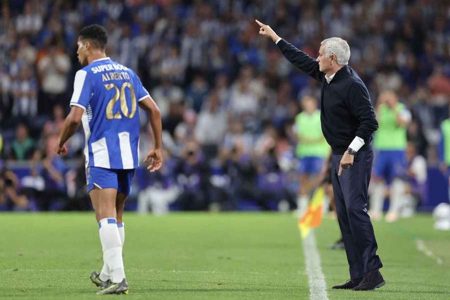 José Mourinho no Estádio do Dragão