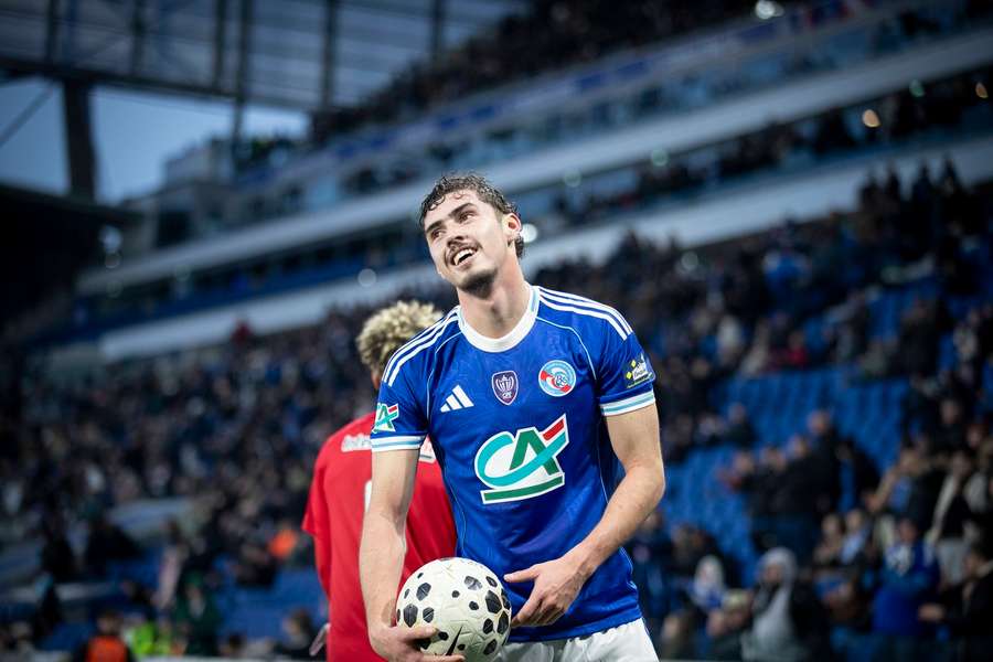 Strasbourg name asking price for in-form striker Joaquin Panichelli