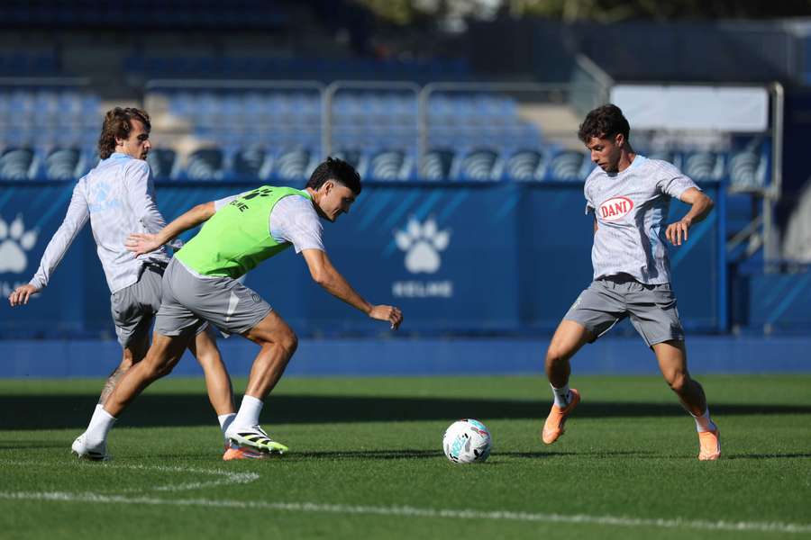 Javi Puado, en un entrenamiento del Espanyol
